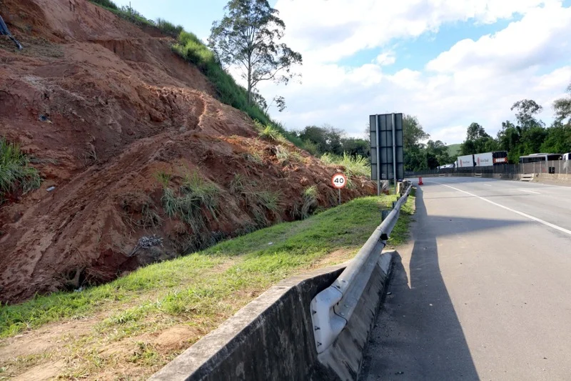 Barra Mansa ajuíza ação contra concessionária que opera a Via Dutra