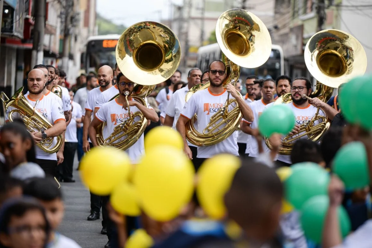 Maio Amarelo: Prefeitura de Barra Mansa realiza desfile sobre segurança no trânsito