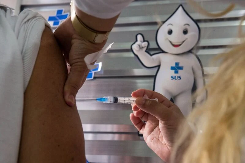 Barra Mansa amplia 4ª dose contra Covid-19 a partir desta segunda-feira