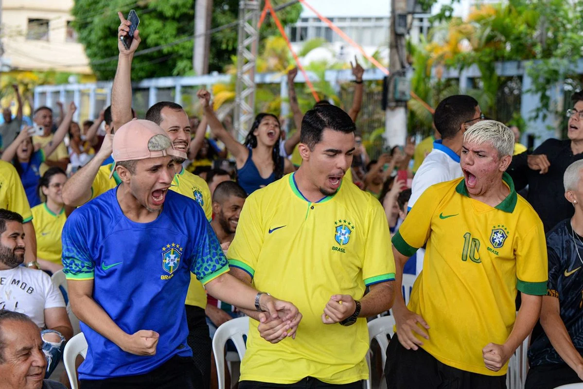 Torcedores barra-mansenses vão ao delírio com a vitória do Brasil de 4x1 sobre a Coréia do Sul