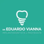 Logo Dentista Eduardo Vianna – Implantes e Próteses Dentárias em Volta Redonda