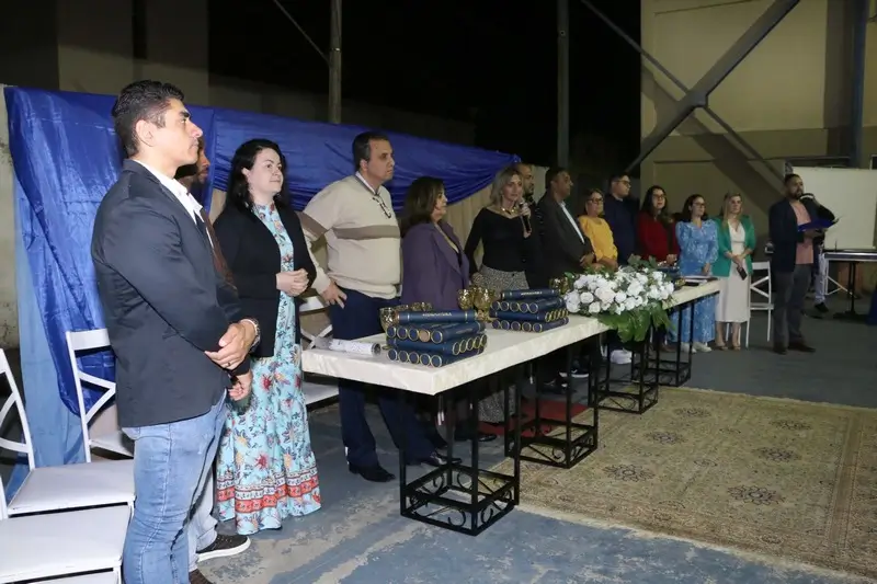 alunos do curso técnico de administração do colégio washington 2