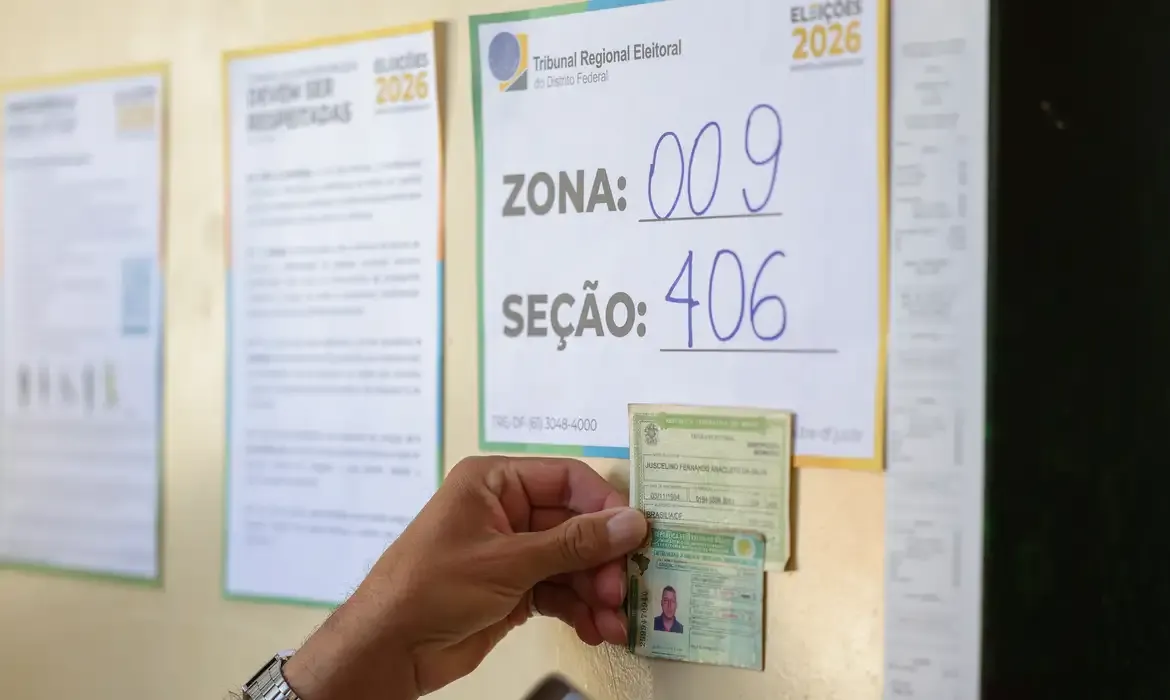 Advogado vê sabotagem à democracia em falta de transporte de eleitores
