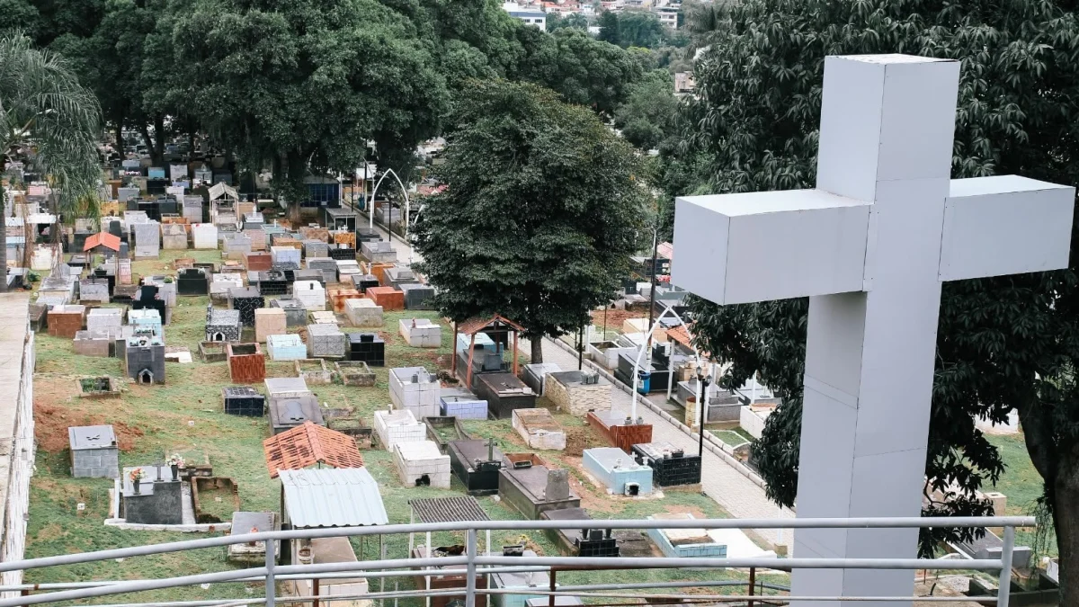 Barra do Piraí retoma tradição de missas no cemitério no Dia de Finados