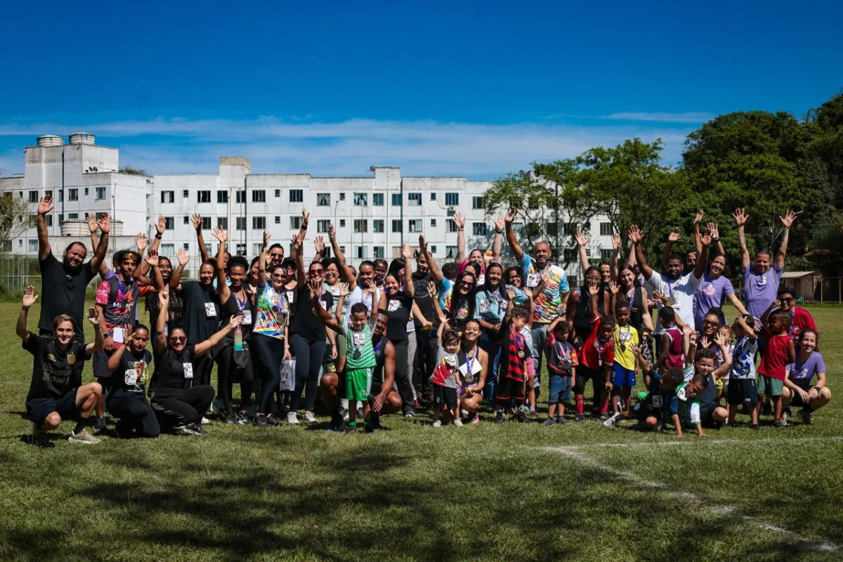 Centro de Educação Infantil Monteiro Lobato promove caminhada e corrida em comemoração aos 30 anos da unidade em Volta Redonda
