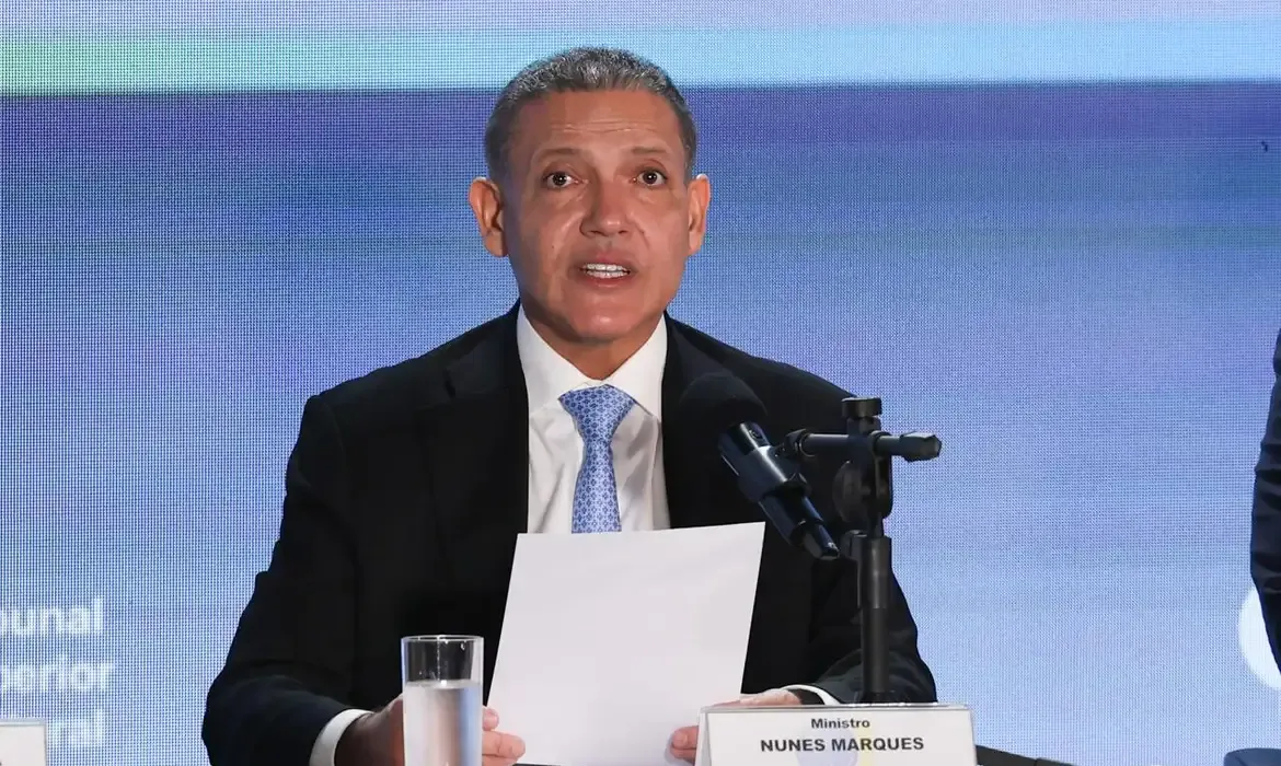 Presidente do TSE diz que eleições ocorreram dentro da normalidade